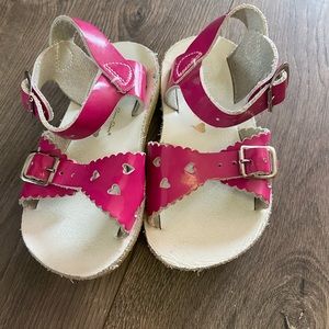 Toddler Pink Salt Water Sweetheart Sun Sans